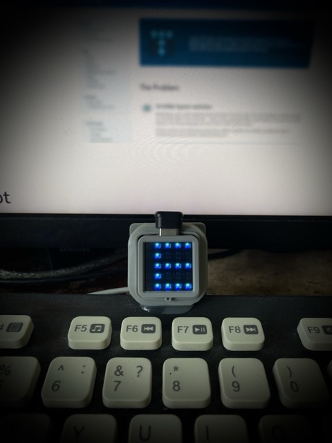 LED matrix showing English layout pattern